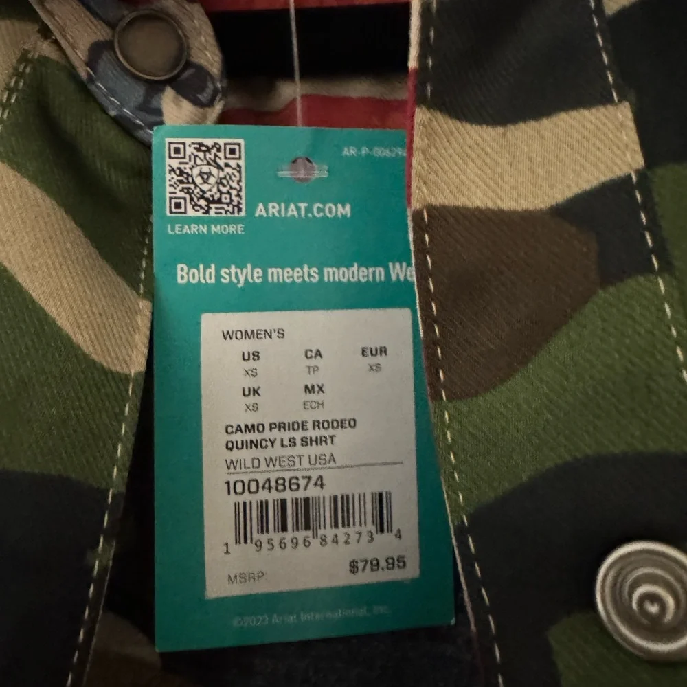 Ariat Camo Pride Rodeo Quincy Shirt - Picture 8 of 8